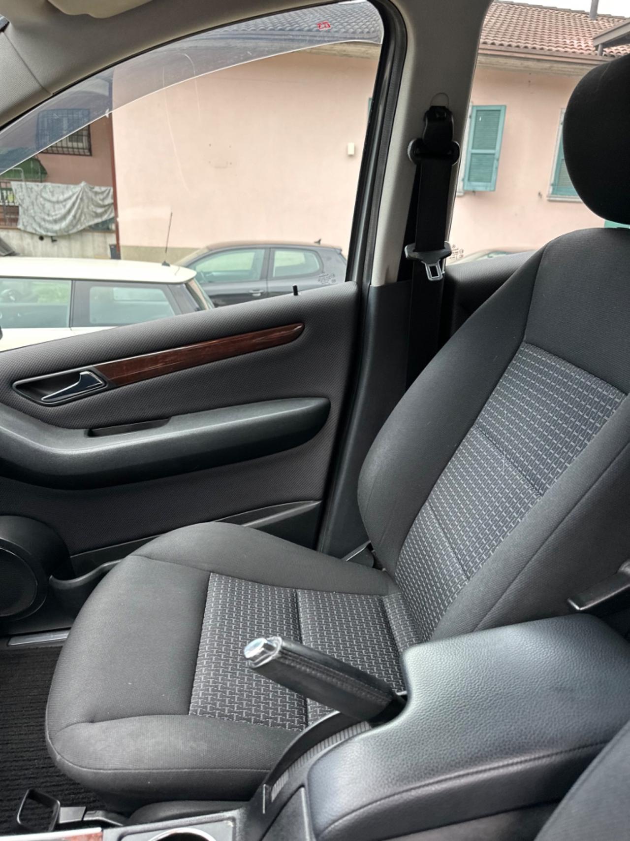 Mercedes-benz B 180 CDI EXECUTIVE BUONE CONDIZIONI UNICOPR