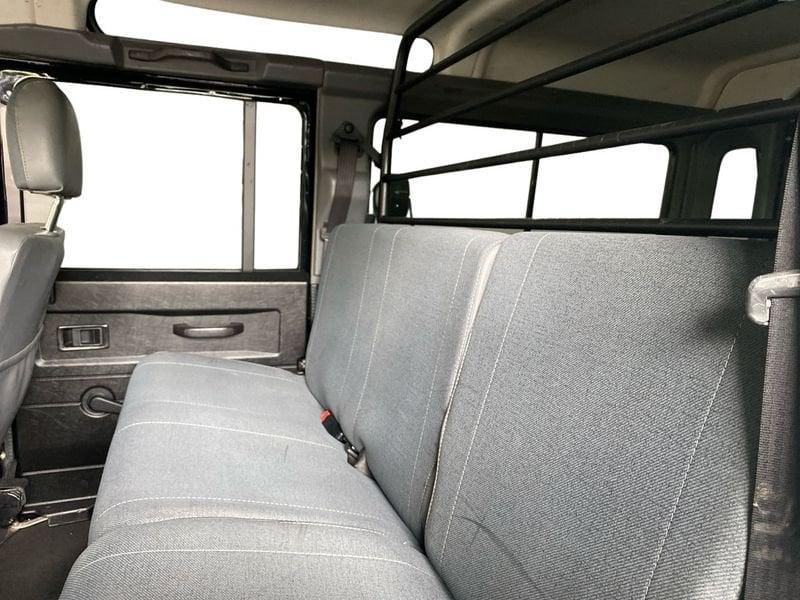 Land Rover Defender Defender 110 2.5 Td5 S cat Station Wagon