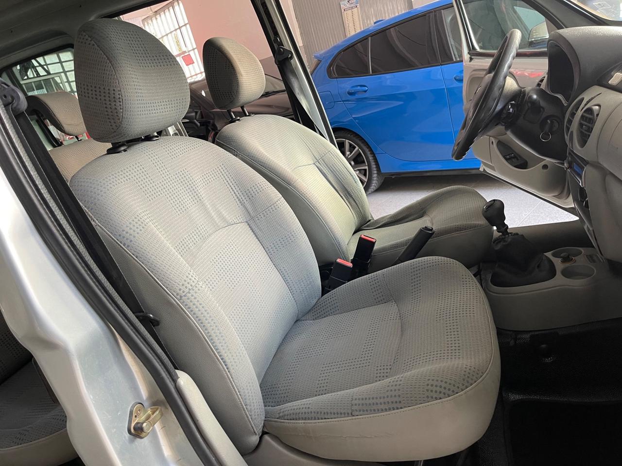 Renault Kangoo 1.5 dCi/82CV 5p. Privilège