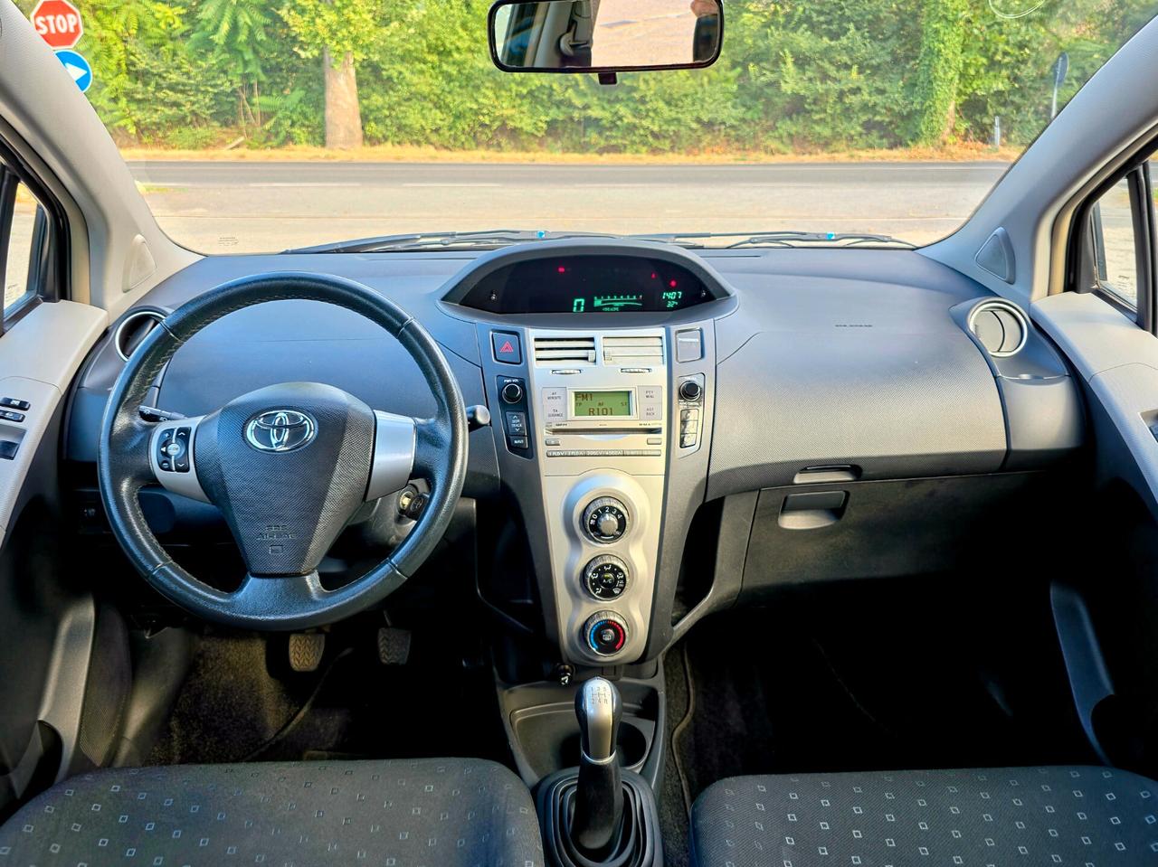 Toyota Yaris 1.0 5 porte Now 2009-E4 Manuale NEO