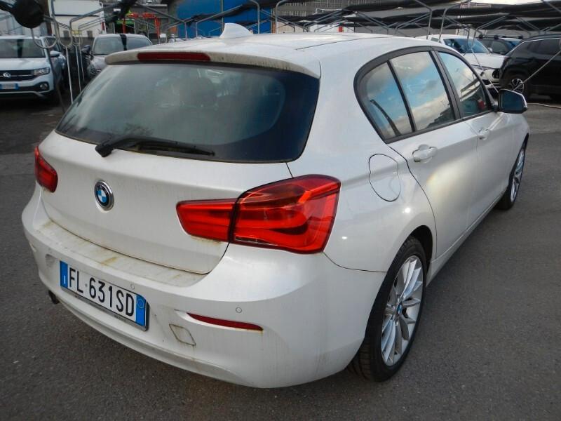 Bmw 114 114d 5p. Advantage
