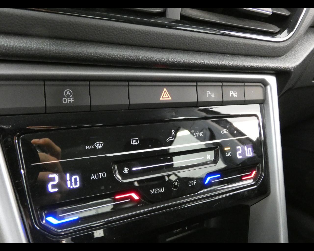 VOLKSWAGEN T-Roc - T-Roc 1.0 TSI Life
