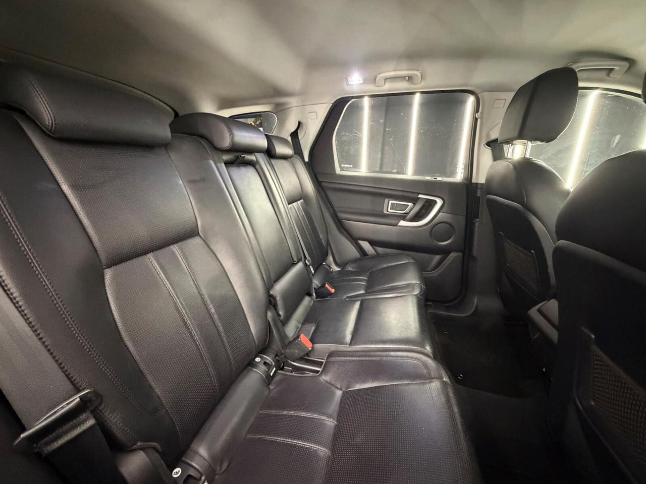 Land Rover Discovery Sport HSE LUXURI-2.0 TDI 150CV 4X4-KM CERTIFICATI-12 MESI GARANZIA-PERMUTE