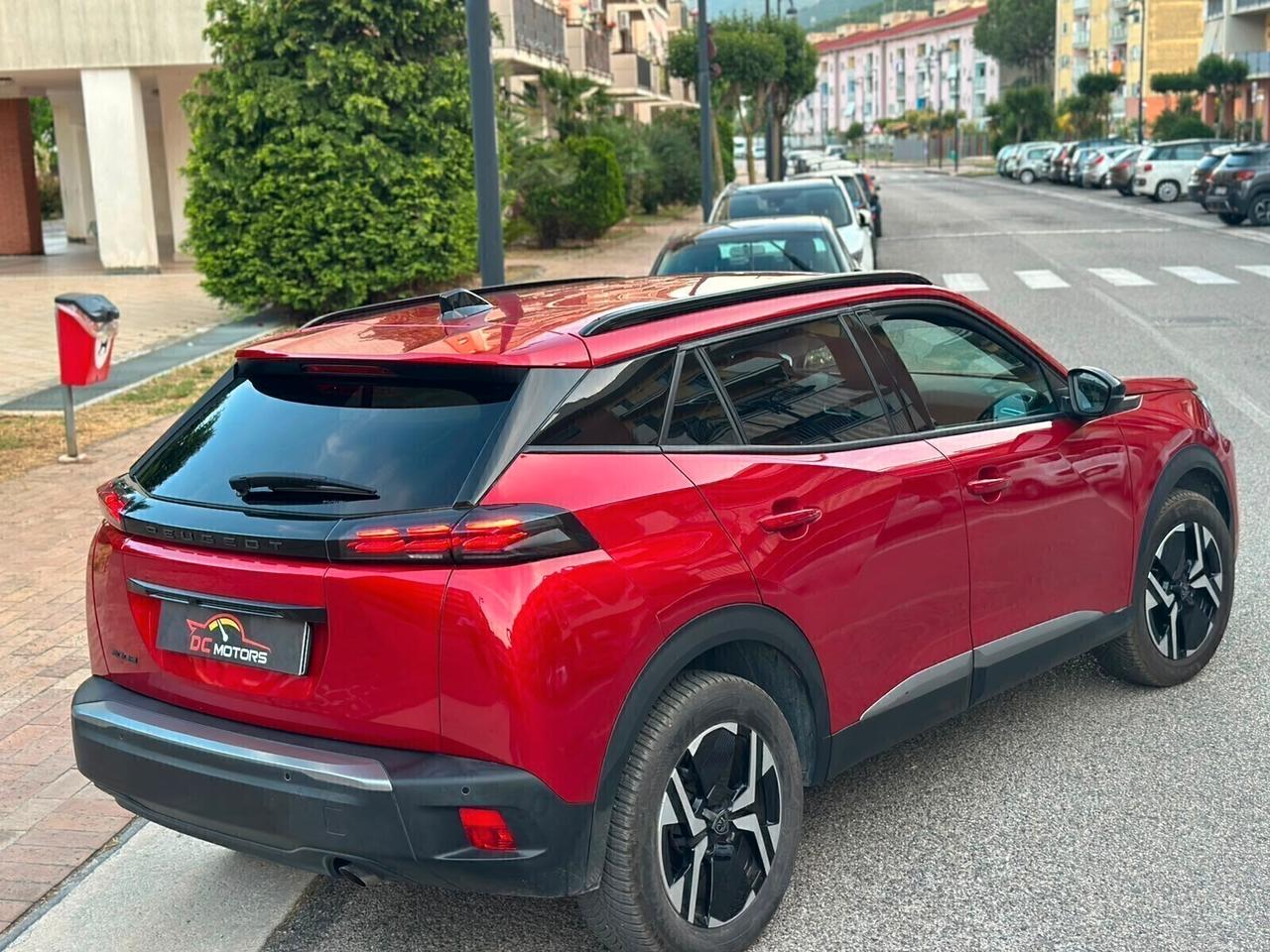 Peugeot 2008 PureTech 100 S&S Allure Pack