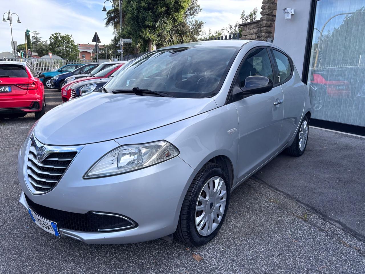 Lancia Ypsilon 1.2 69 CV 5 porte EURO 6B