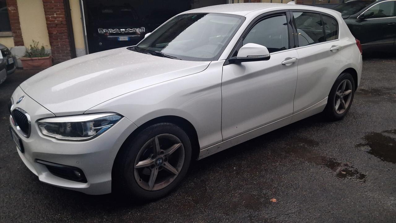 Bmw 116 116d 5p. Advantage