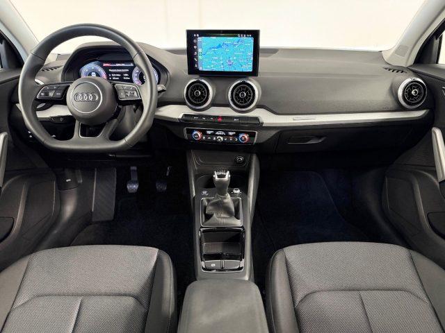 AUDI Q2 30 TDI Business Advanced
