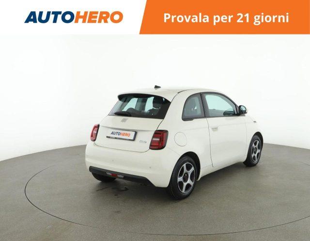 FIAT 500e Berlina 42 kWh Passion