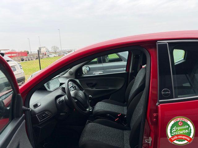 LANCIA Ypsilon 1.0 Hybrid Ecochic ANCHE PER NEOPATENTATI