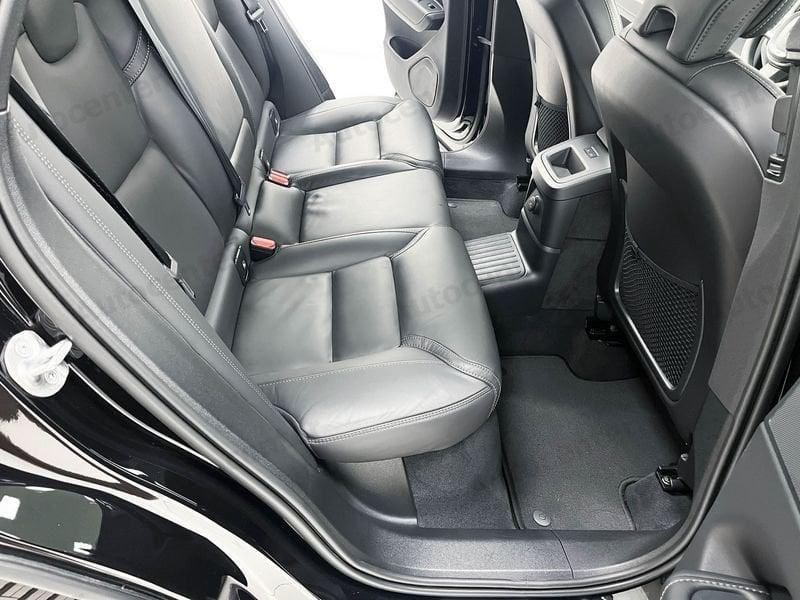 Volvo XC60 XC60 T6 PLUG IN PHEV ULTRA BALCK EDITION AWD AUT