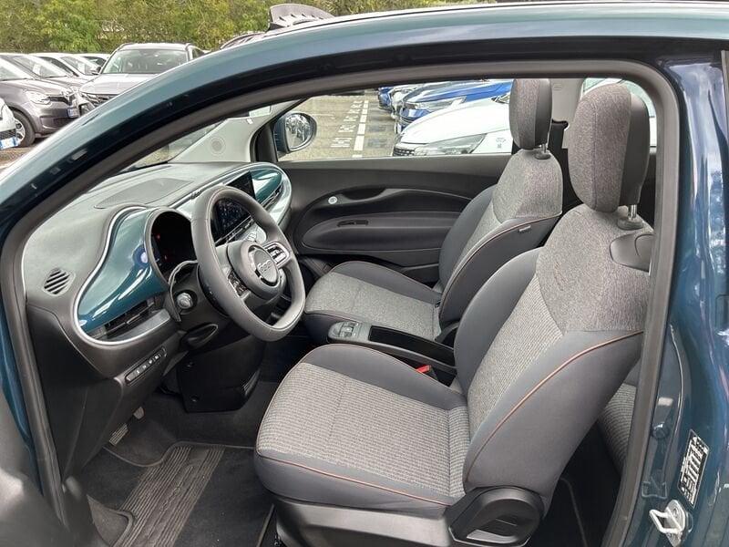 FIAT 500 La Nuova 500c Serie1 La Nuova - Icon 320 Cabrio