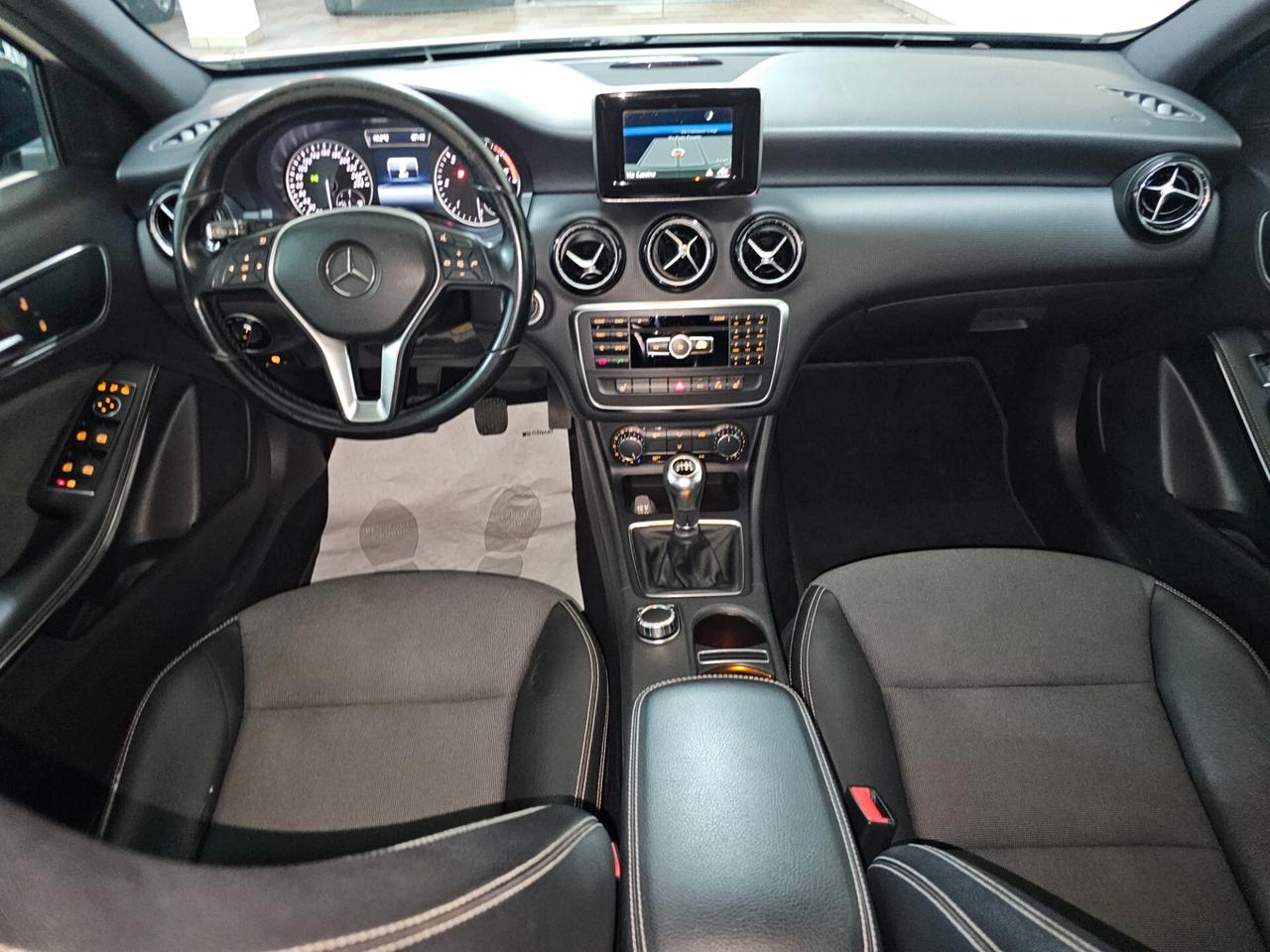 Mercedes-benz A 200 A 200 CDI BlueEFFICIENCY Premium