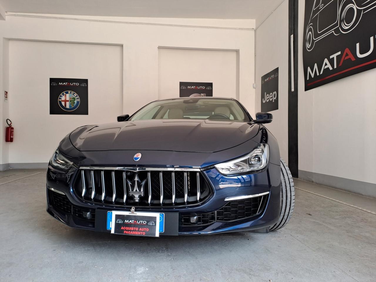 Maserati Ghibli L4 330 CV MHEV Granlusso