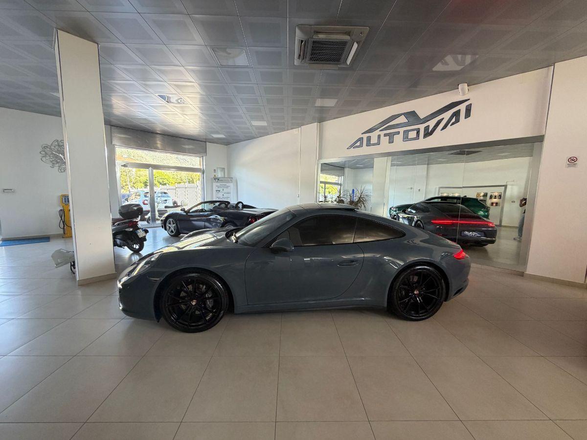 PORSCHE - 911 CoupÃ¨ - 911 3.0 Carrera 4 CoupÃ©