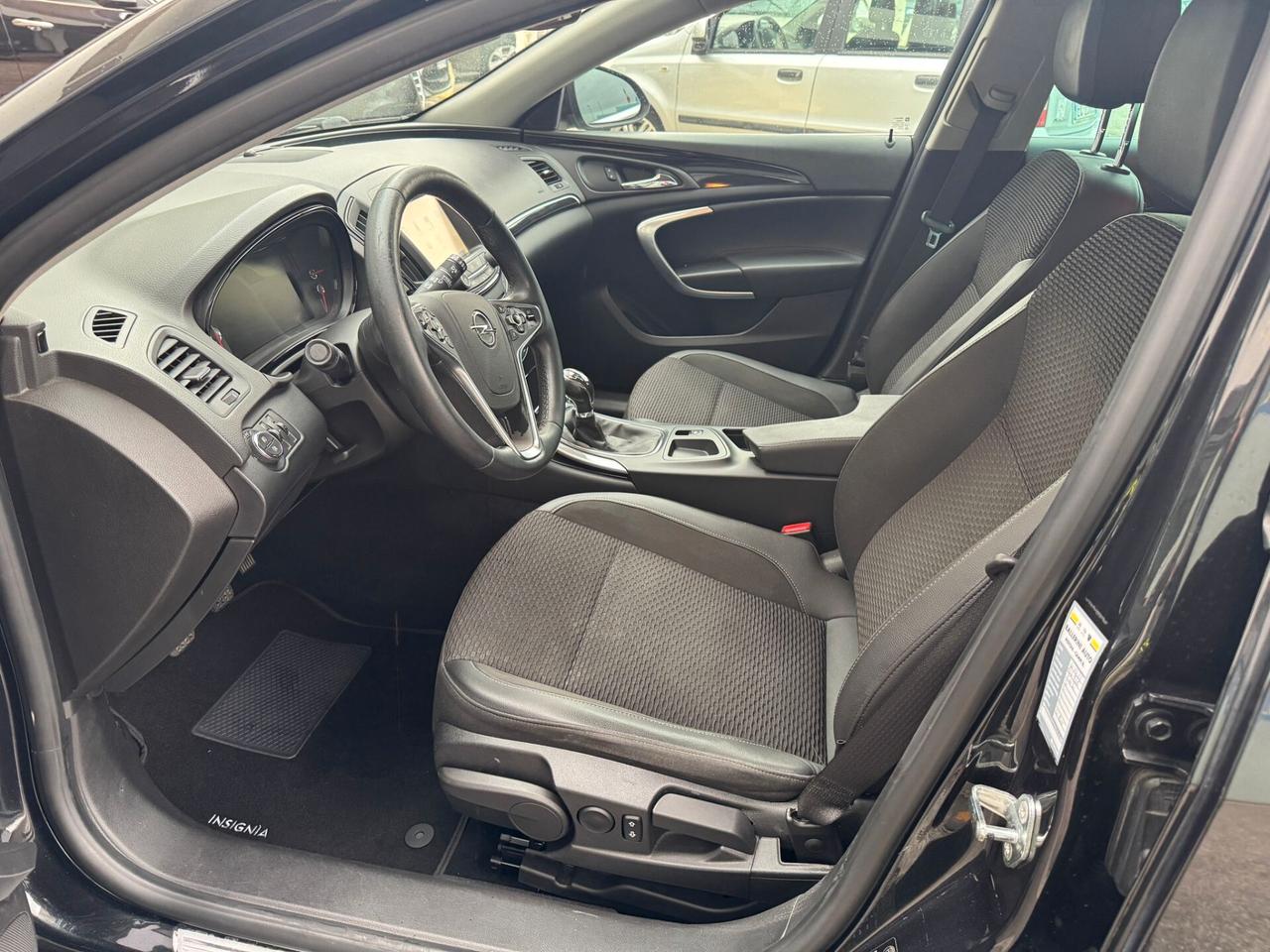 Opel Insignia 1.6 CDTI 136CV Start&Stop Sports Tourer Cosmo