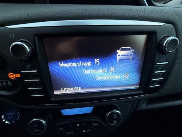 TOYOTA Yaris 1.5 Hybrid 5 porte Business