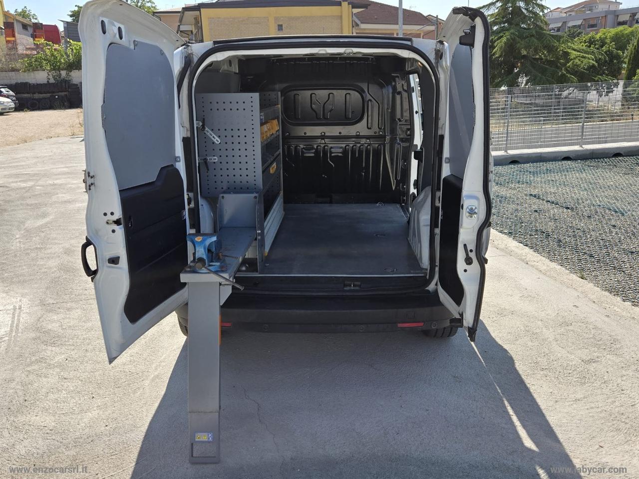 Doblò 1.6 MJT 120CV S&S Lounge Maxi