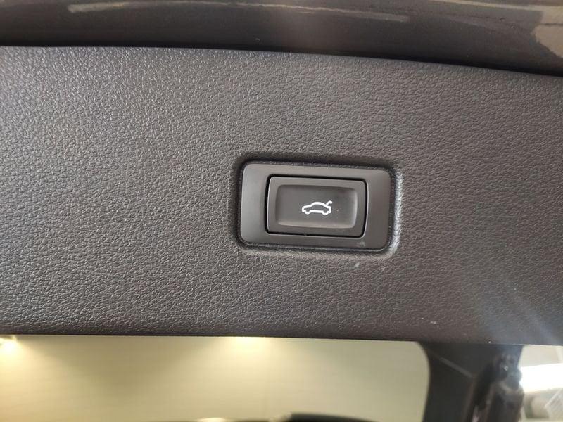 Audi Q5 Q5 Sportback 40 2.0 tdi mhev 12V Identity Black quattro s-tronic
