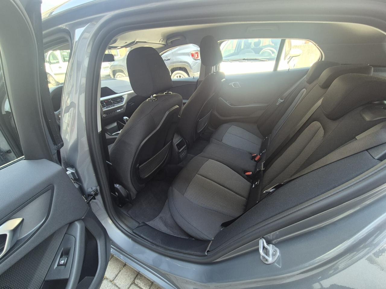 Bmw 118i 5p. 136CV