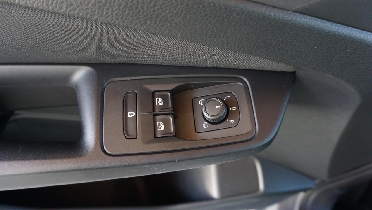 FORD Tourneo Connect V761 2.0 ecoblue 122cv Titanium auto