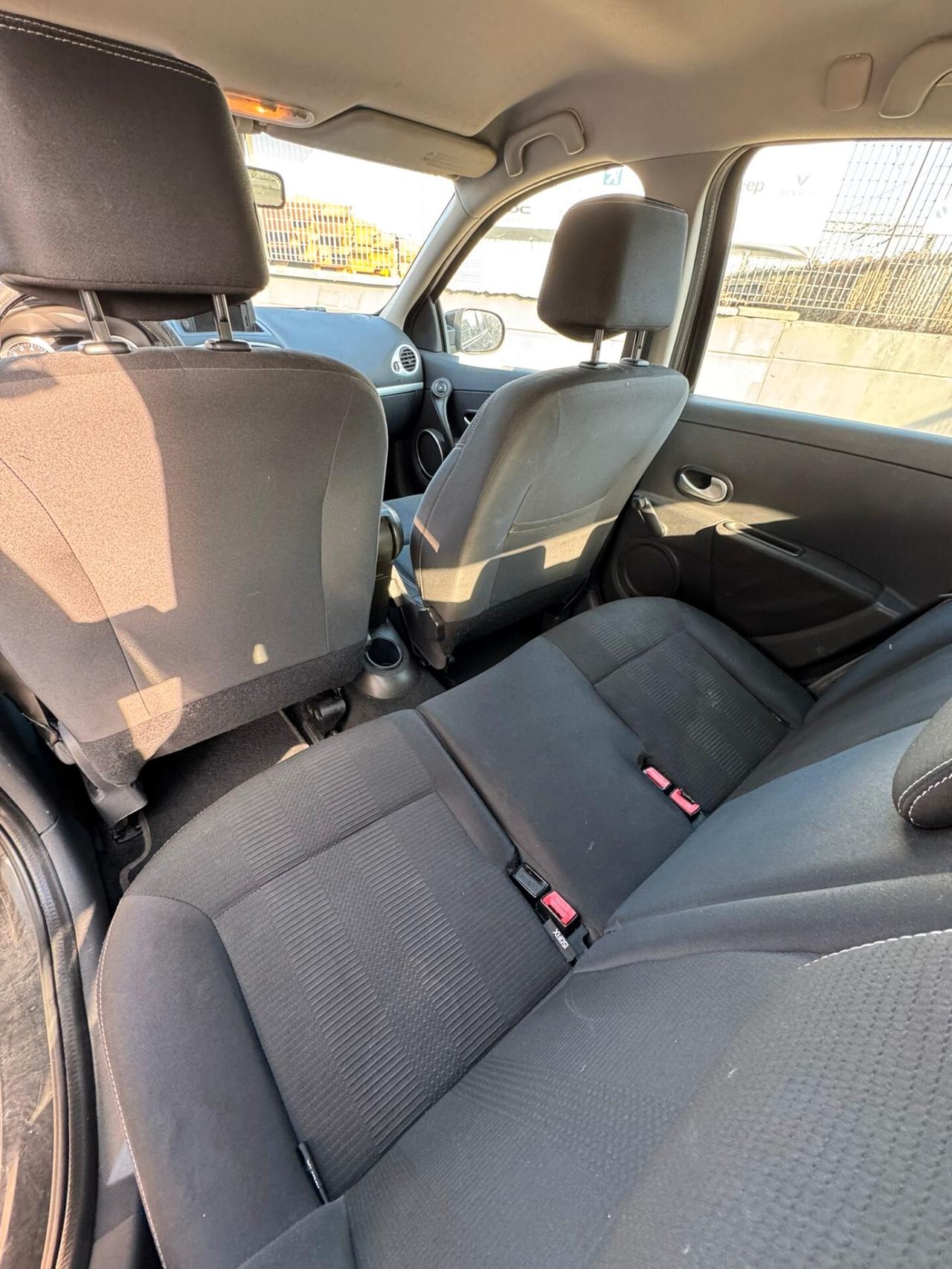 Renault Clio 1.2 16V SporTour Luxe GPL