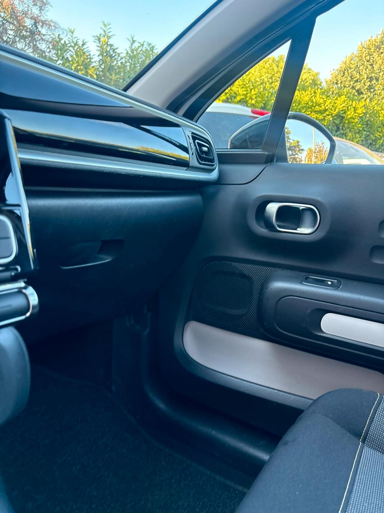 Citroen C3 PureTech 83 S&S Van Feel