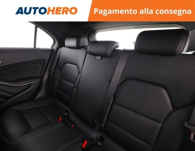 MERCEDES-BENZ A 180 d Automatic Business