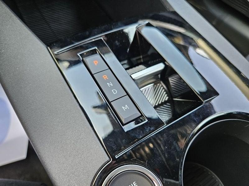 Lancia Ypsilon Hybrid e-DCT