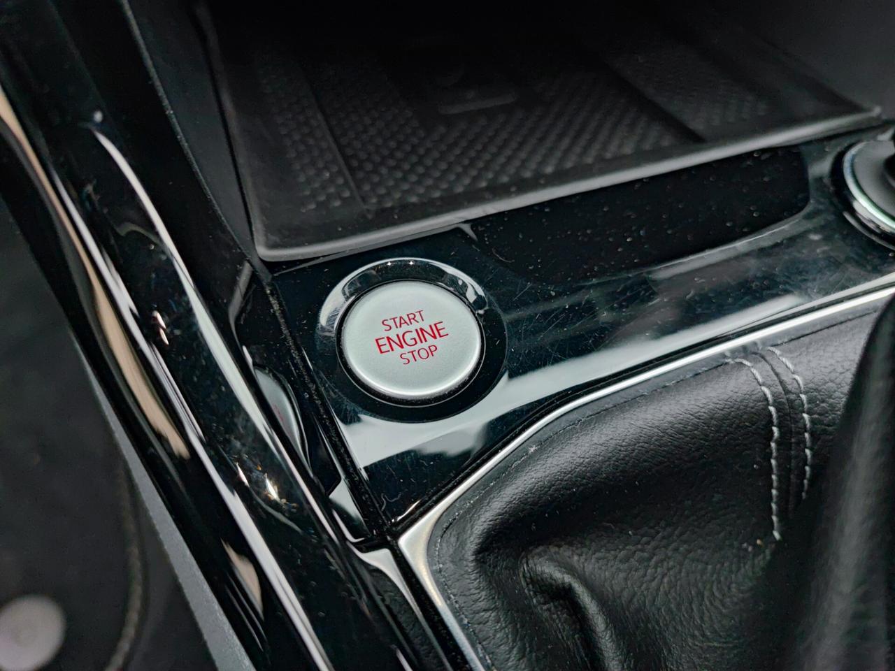 Volkswagen T-Cross 1.0 TSI 115 CV DSG R LINE EDITION