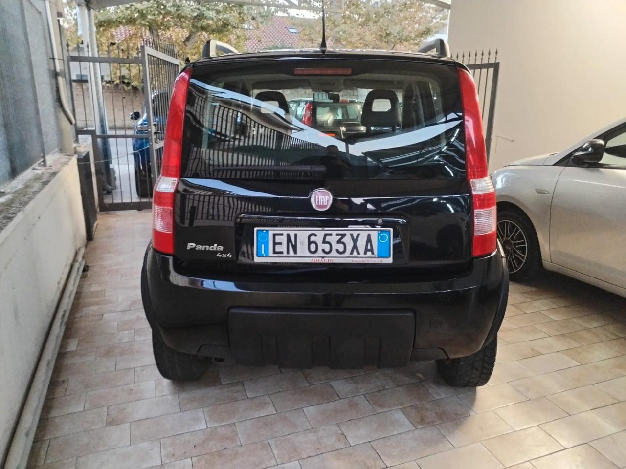 Fiat Panda 1.3 MJT 16V DPF 4x4 Climbing