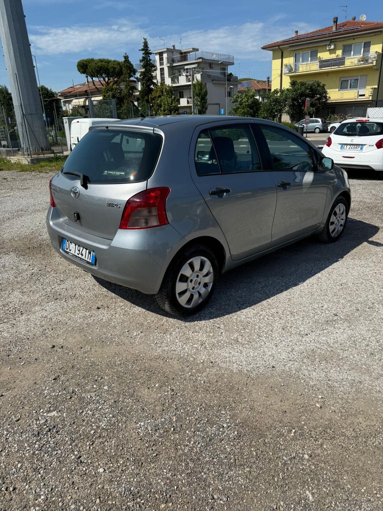 Toyota Yaris 1.4 D-4D 5 porte Sol