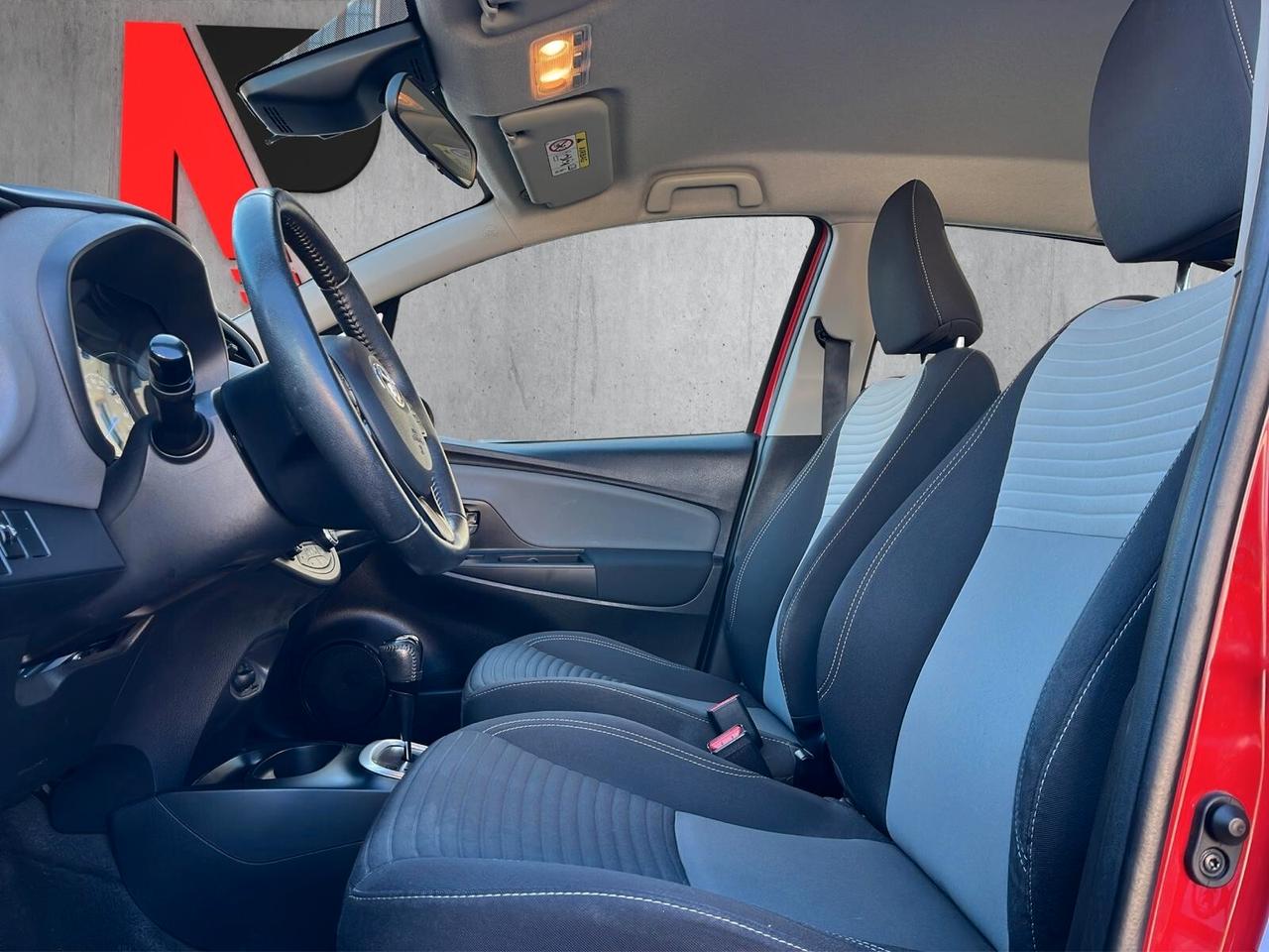 Toyota Yaris 1.5 Hybrid 5 porte Business