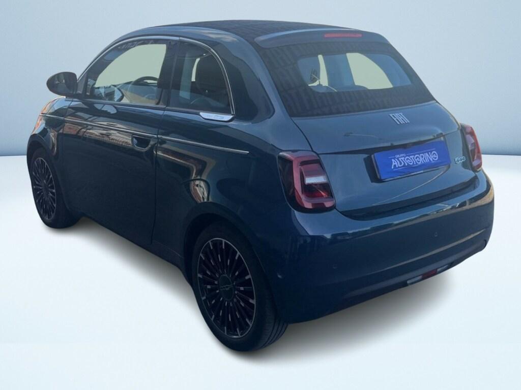 Fiat 500 La Prima
