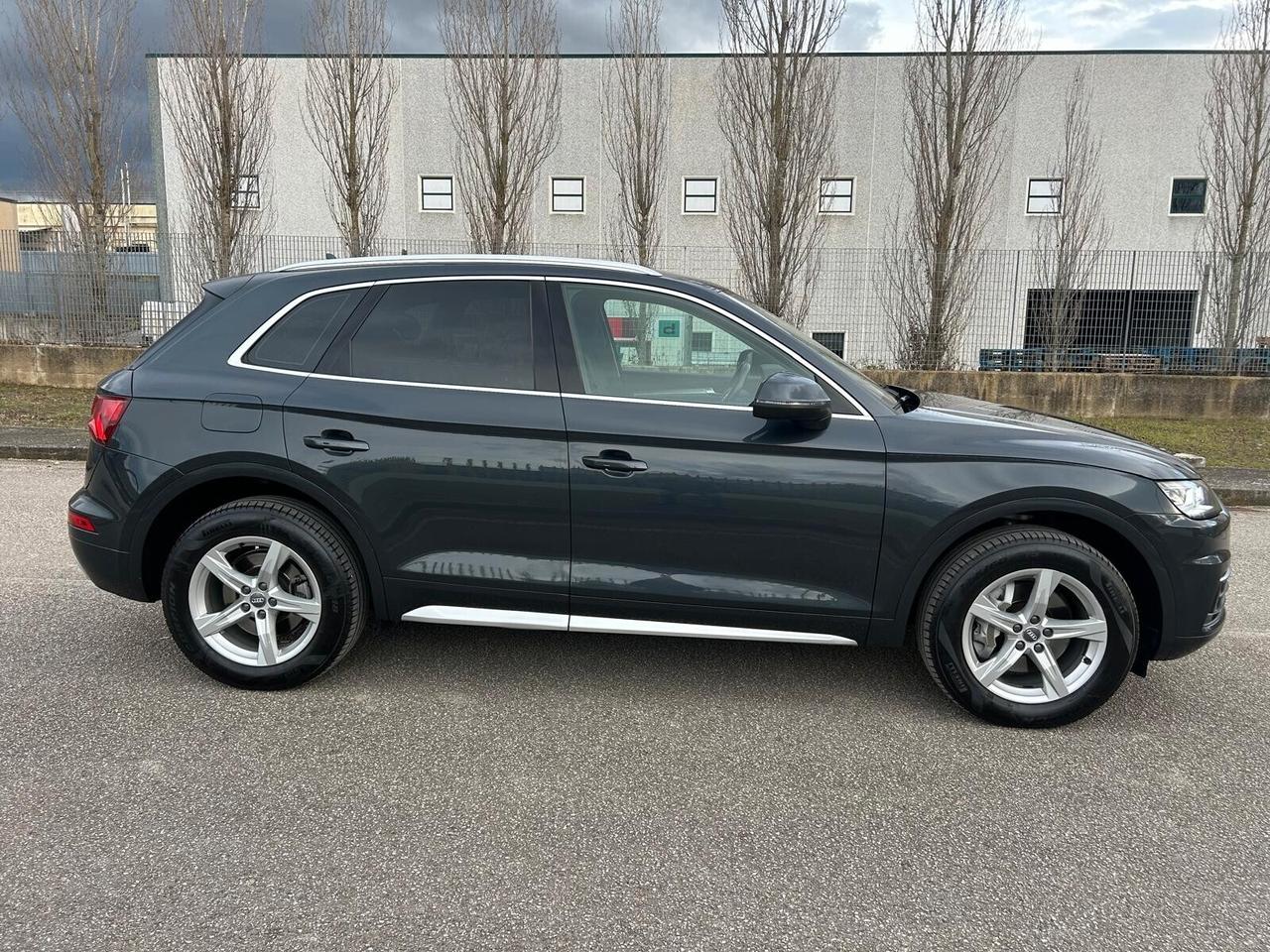 Audi Q5 40 2.0 Tdi Business Quattro 190 cv S-Tronic