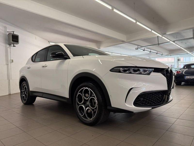 Alfa Romeo Tonale 1.3 280cv Plug-in Hybrid AT6 Sprint Q4