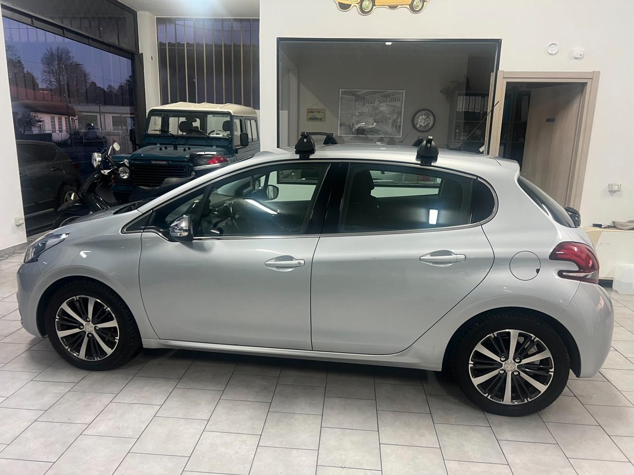 Peugeot 208 PureTech 82 5 porte Active