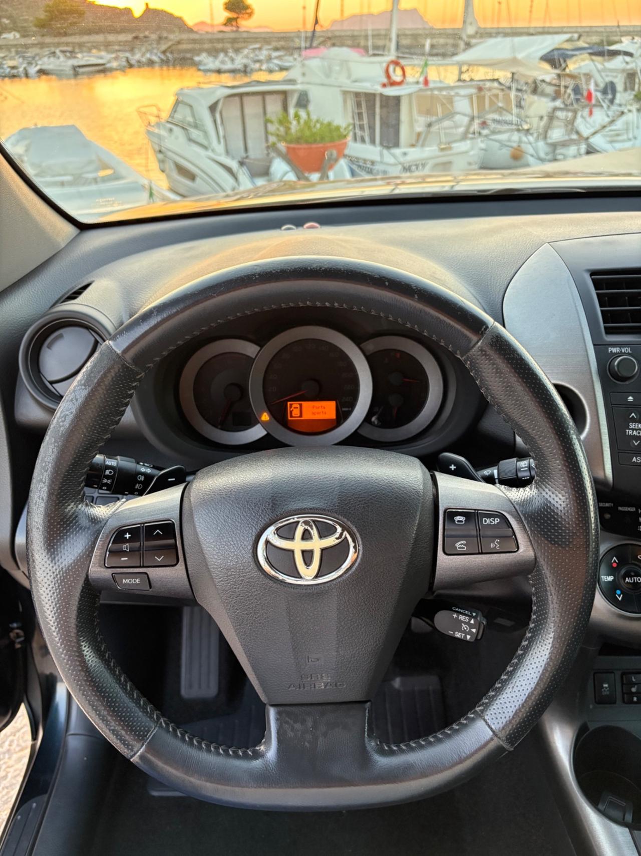 Toyota RAV 4 2.2 D-4D 150 CV PERFETTA