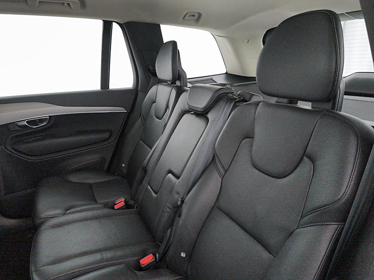 Volvo XC90 2.0 b5 Momentum awd