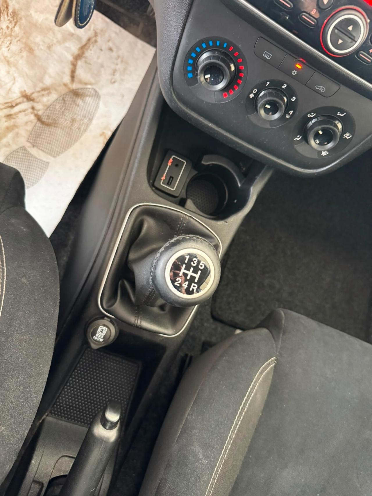 Fiat Punto 1.3 MJT II S&S 95 CV 5 porte Street