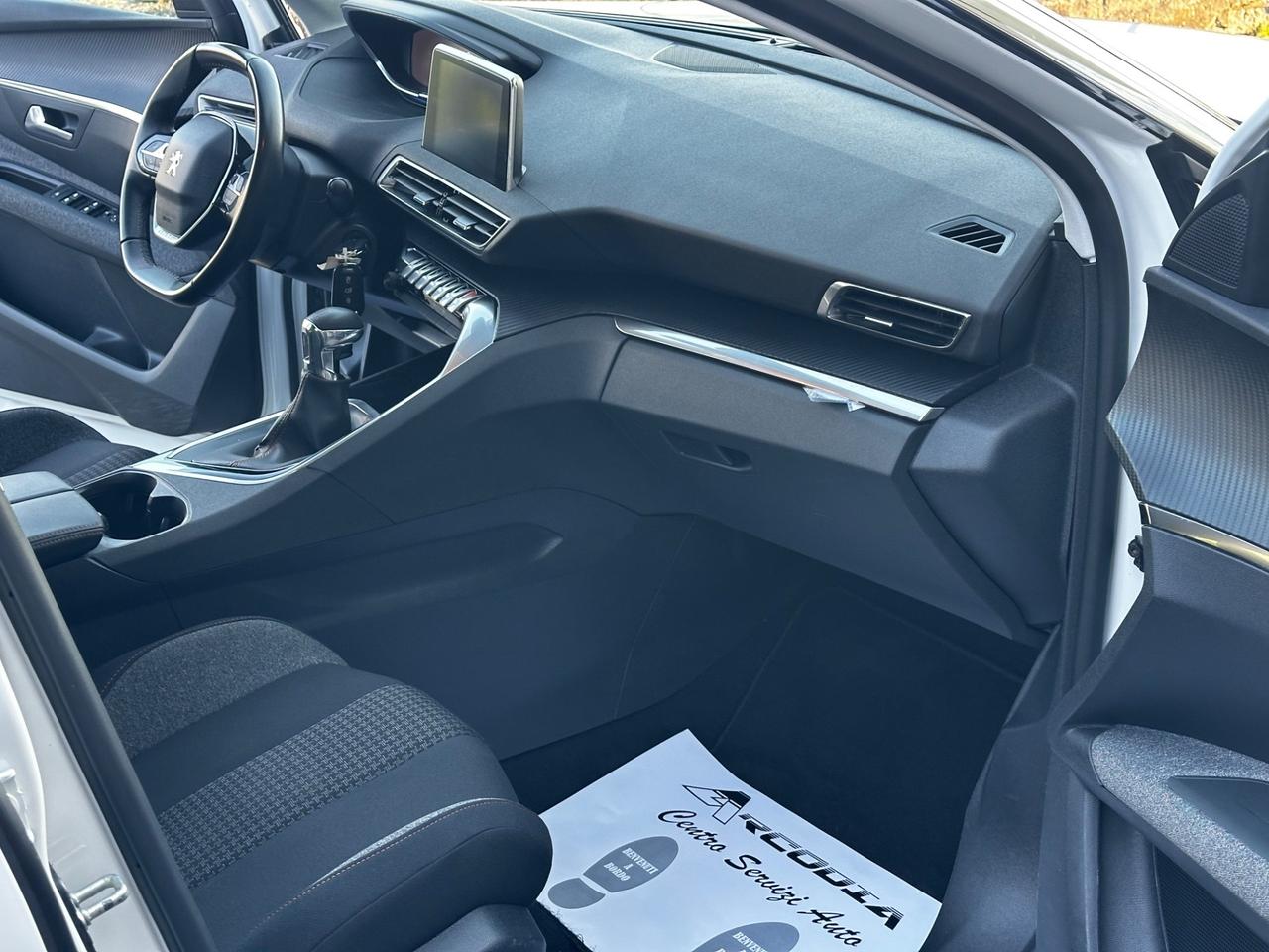Peugeot 3008 BlueHDi 130 S&S Allure