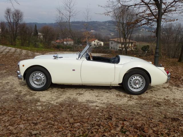 MG MGA Twin Cam 1600 Roadster