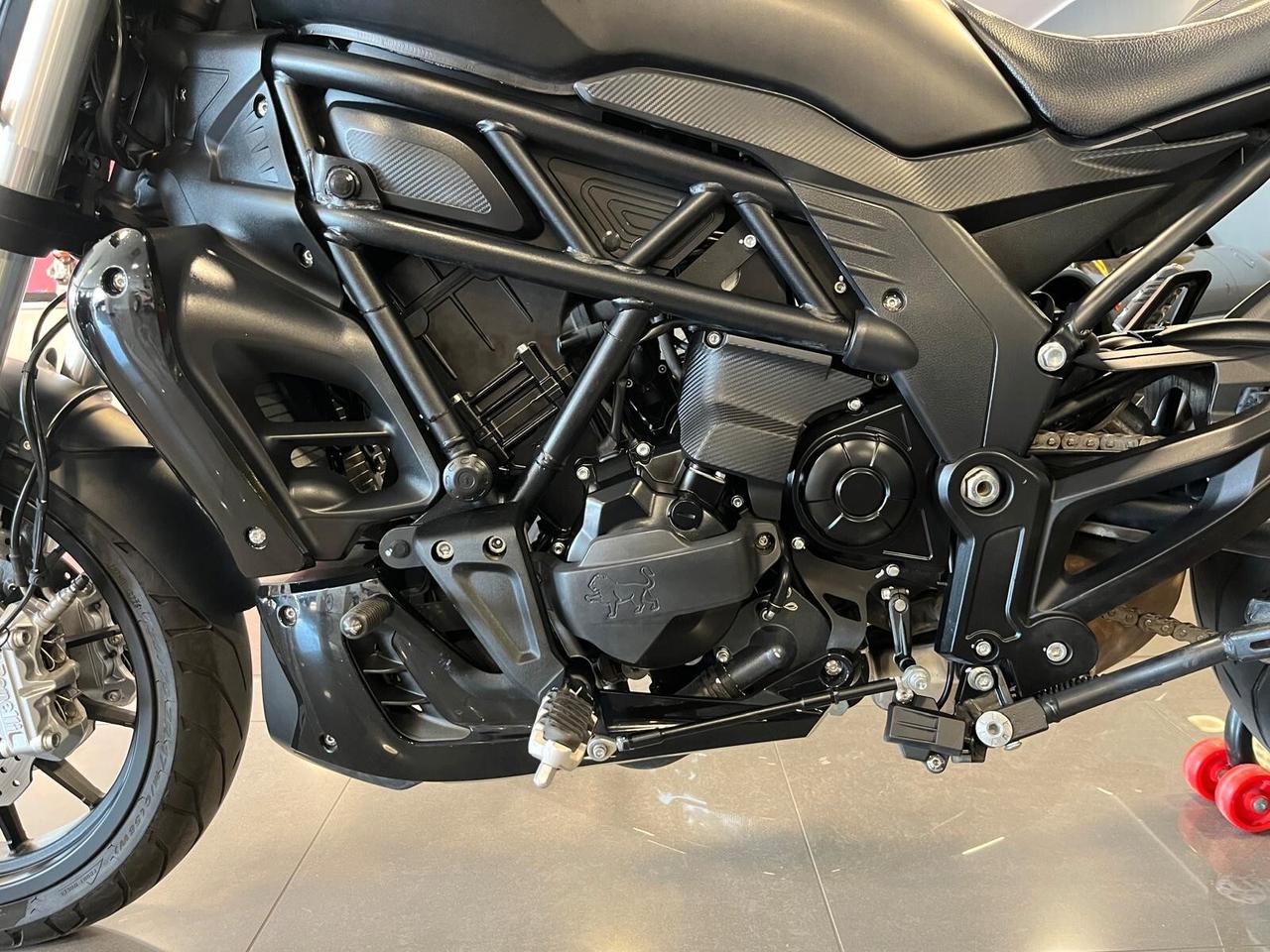 Benelli 502C Cruiser