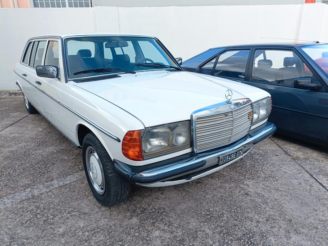 Mercedes-benz 300 Mercedes 300 d lang limousine