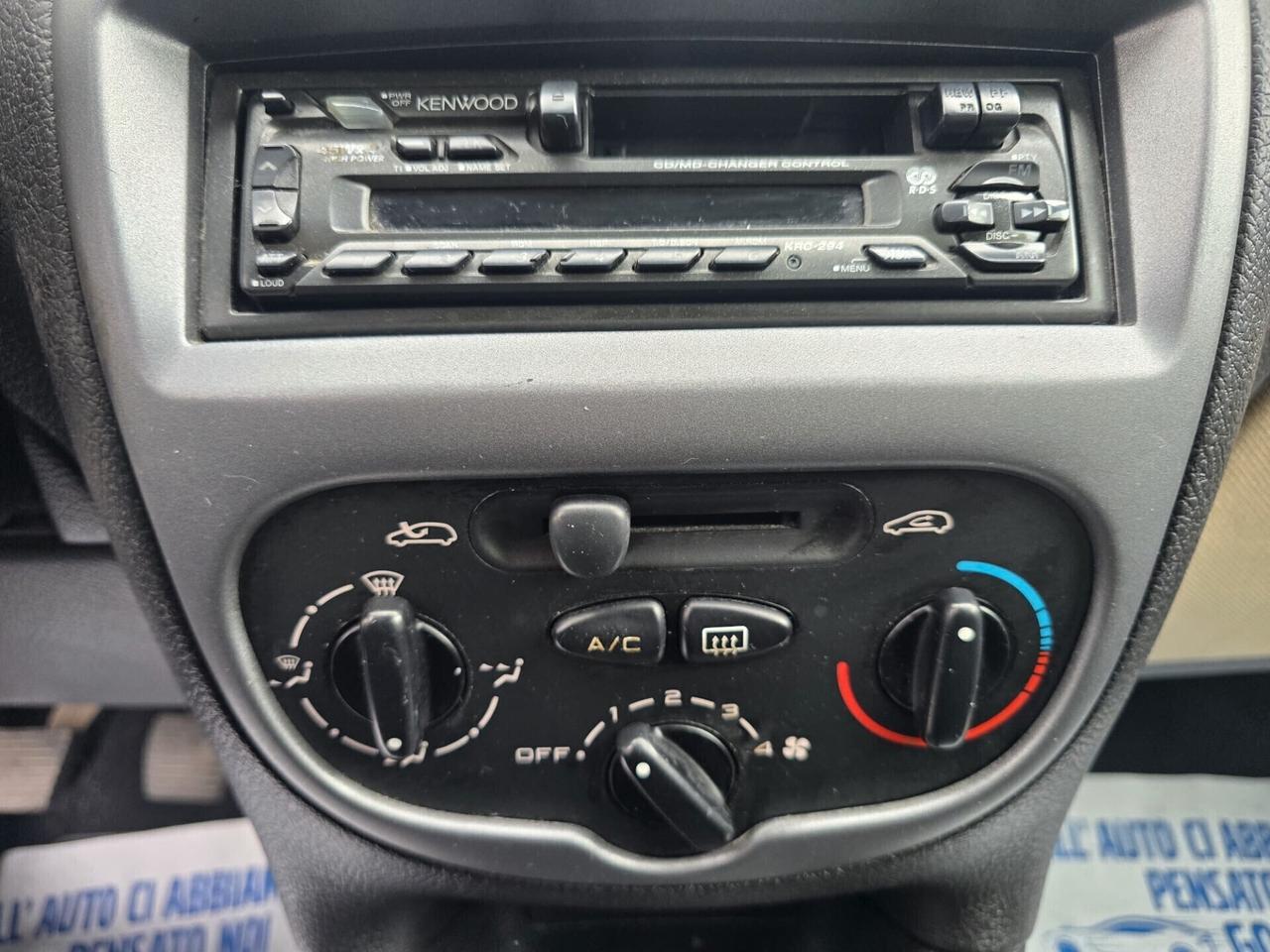 Peugeot 206 1.1 5p. S 60cv NEOPATENTATI