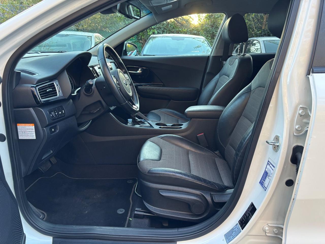 Kia Niro 1.6 GDi HEV Style Hybrid