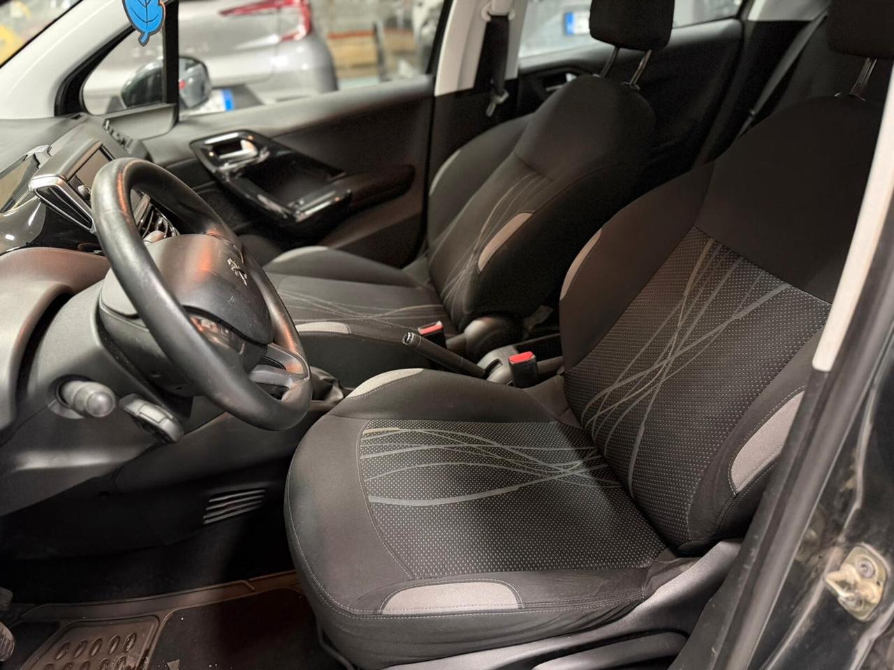 Peugeot 208 1.2 b X NEOPATENTATI 2014