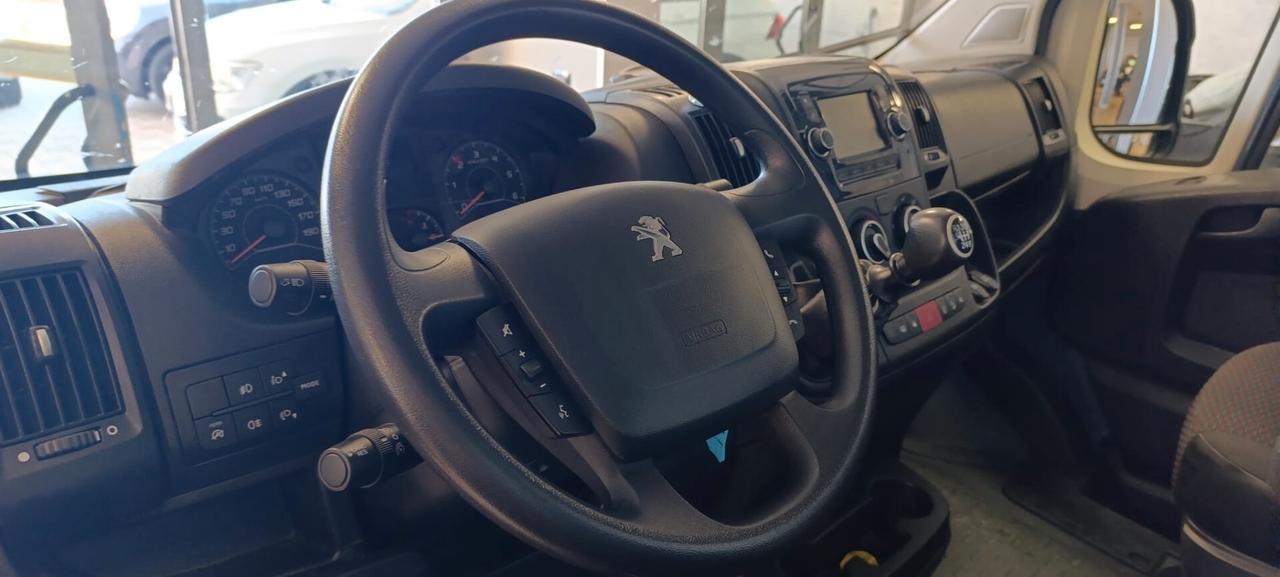 Peugeot Boxer 330 2.2 BlueHDi 120 S&S PC-TN Furgone