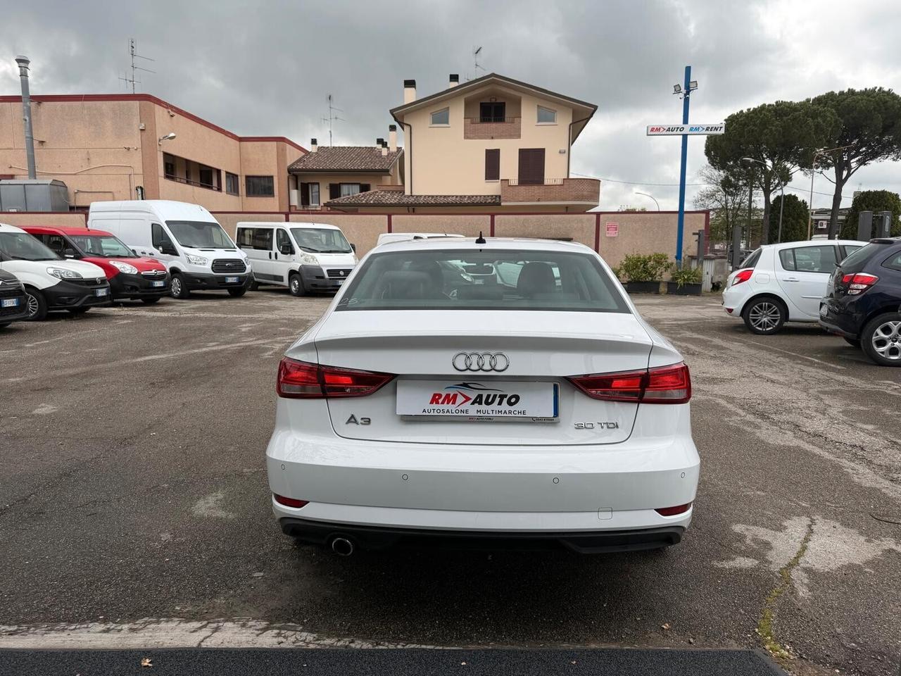 Audi A3 Sedan 30 TDI Admired