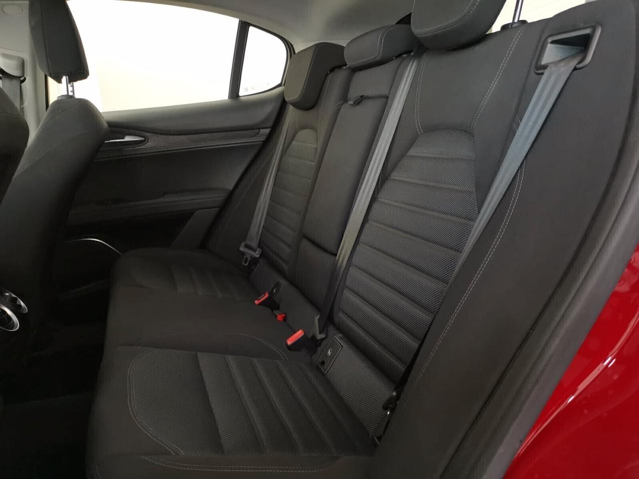 Alfa Romeo Stelvio 2.2 Turbodiesel 160 CV AT8 RWD Super