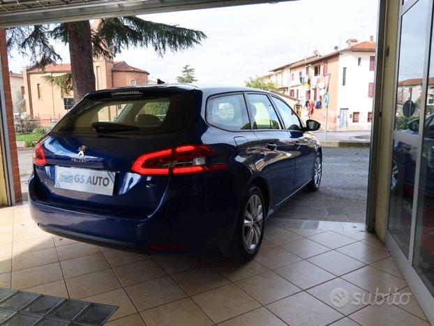 Peugeot 308 GT Line 2019 automatico 130cv